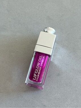 009 Berry Dior Addict Lip Glow Oil